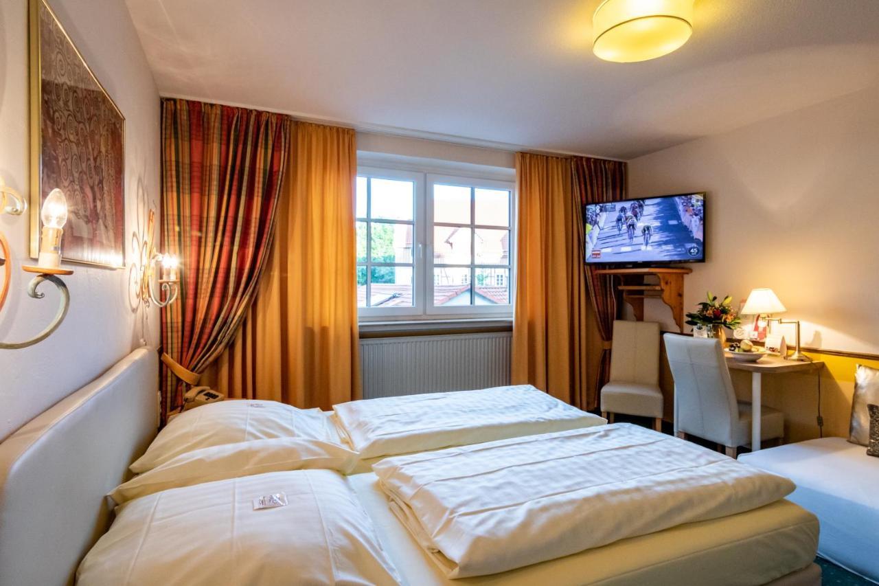 Hotel Goldflair Am Rathaus コルバッハ エクステリア 写真