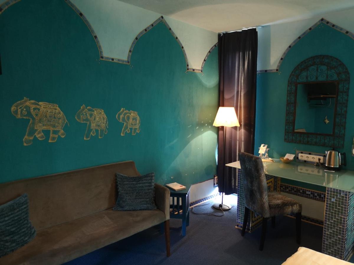 Hotel Goldflair Am Rathaus コルバッハ エクステリア 写真