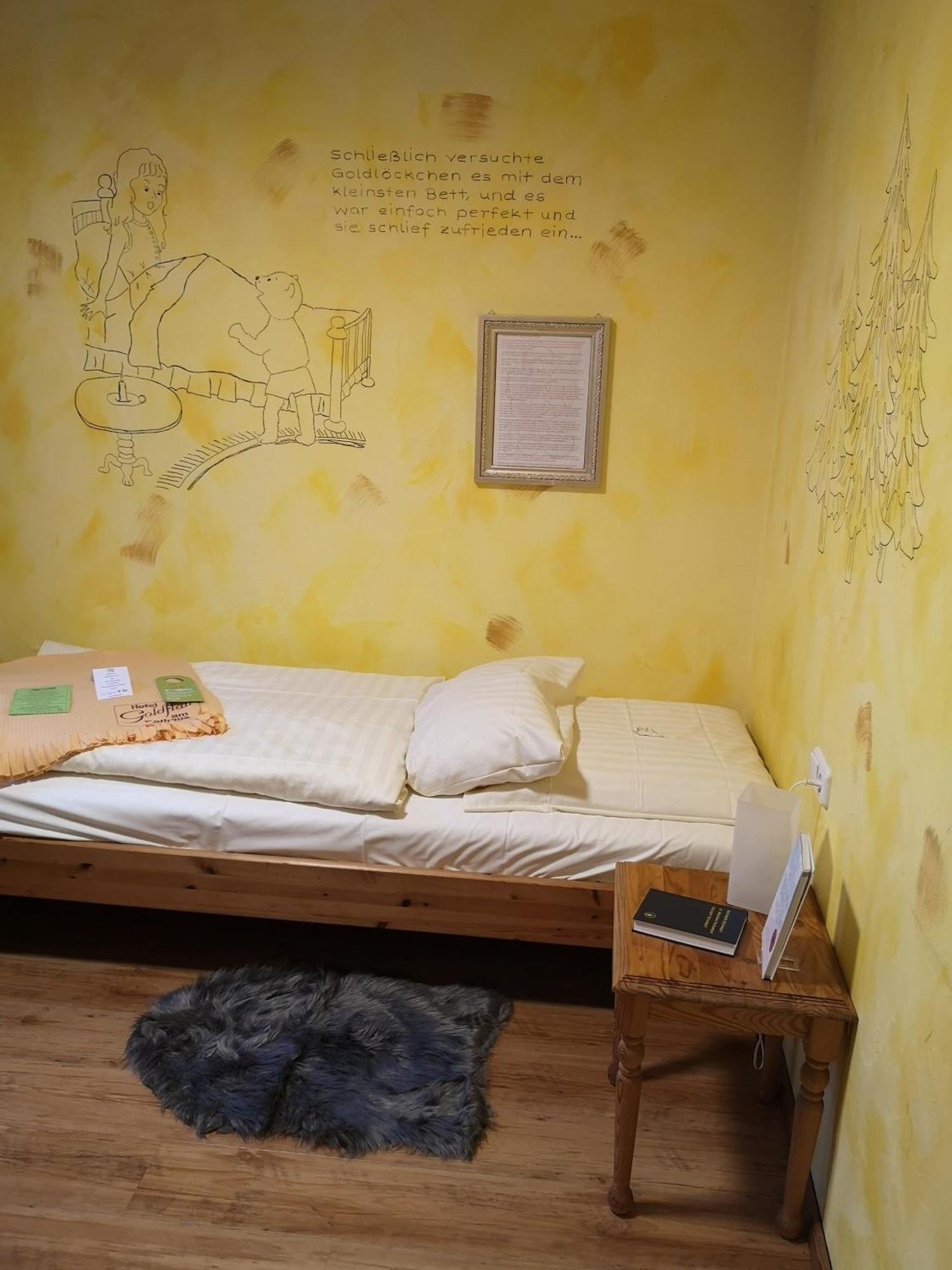 Hotel Goldflair Am Rathaus コルバッハ エクステリア 写真
